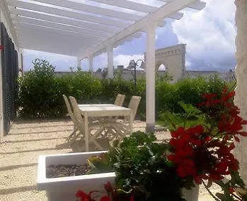 Bed & Breakfast Masseria Messapia & 3*
