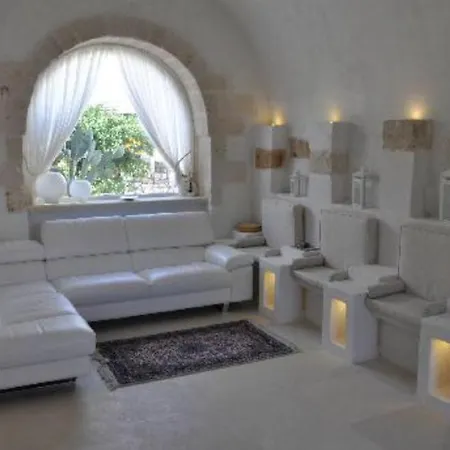 Bed & Breakfast Masseria Messapia & 3*
