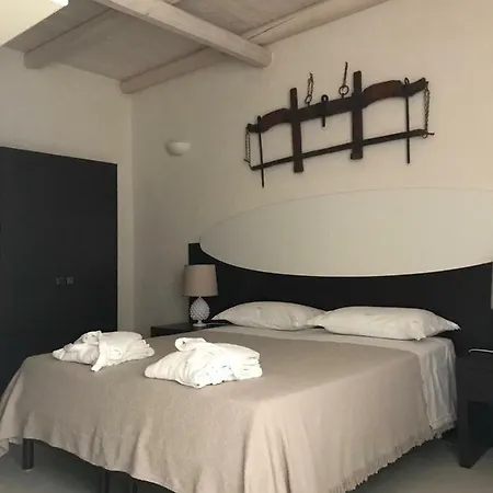 Bed & Breakfast Masseria Messapia &